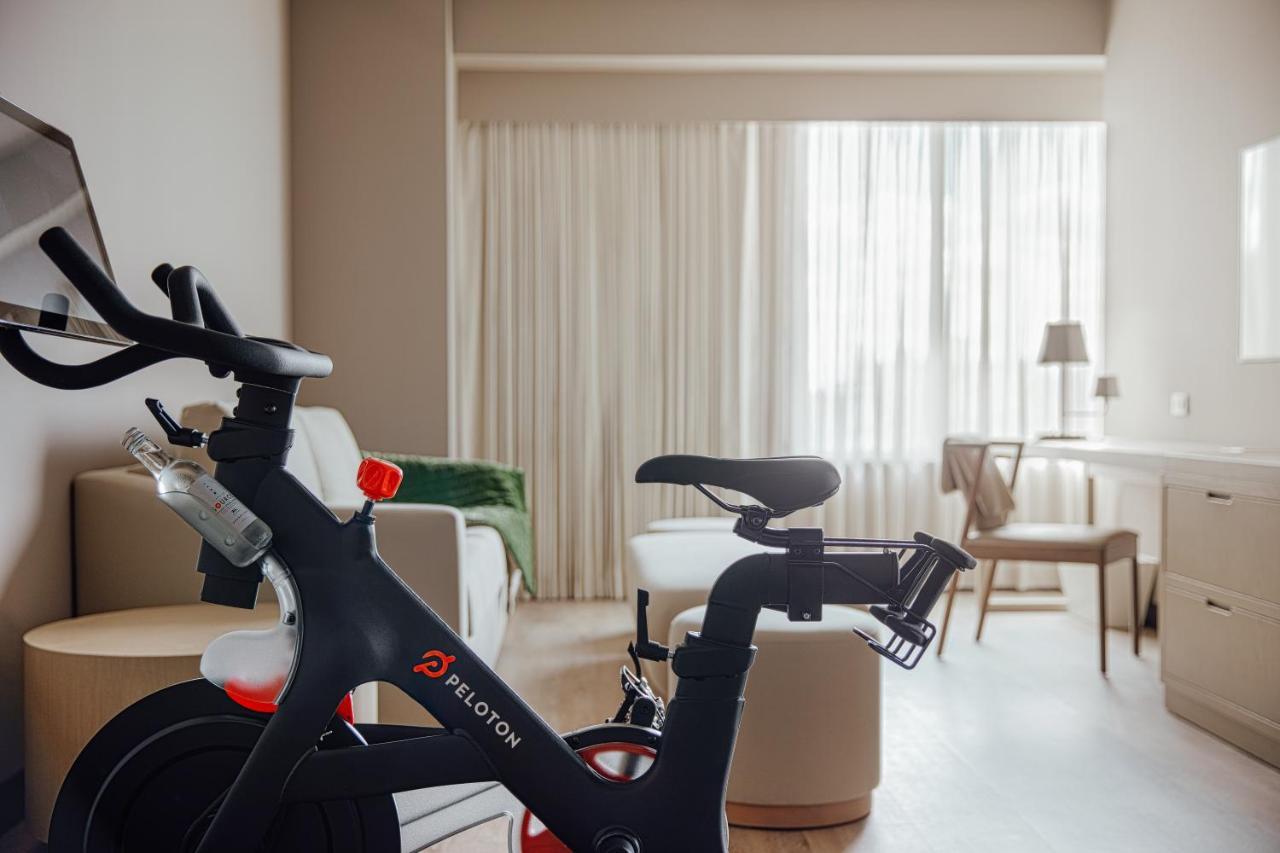 Ette Luxury Hotel & Spa Four Corners Exterior foto Peloton stationary bike