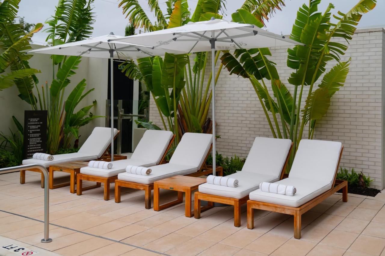 Ette Luxury Hotel & Spa Four Corners Exterior foto Sunloungers